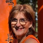 paragnoste Henriette beschikbaar